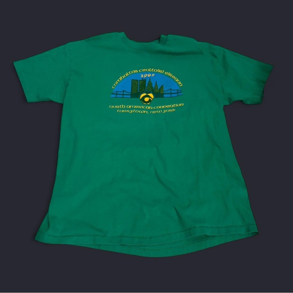Vintage Green 1999 single stitch Beefy T Cedar Rapids Iowa Commodore T-shirt